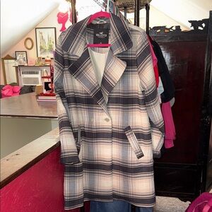 Hollister Women's Plaid Pea Coat in Navy and Cream